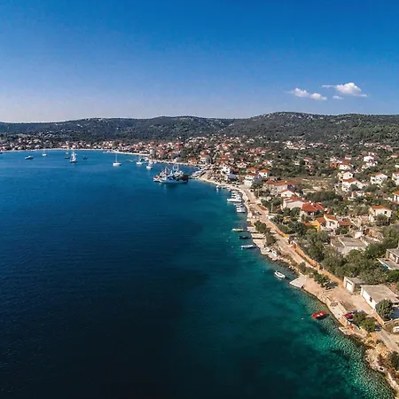Feriehus Stunning In Vinišće