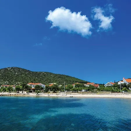 بيت للعطل Stunning In Vinišće