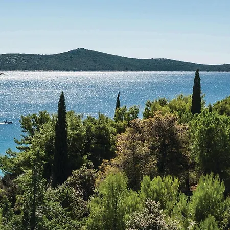3 Bedroom In Semesterbostad Vinišće